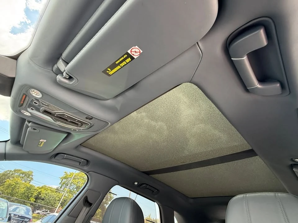 2021 Bentley Bentayga - Image 14 of 17