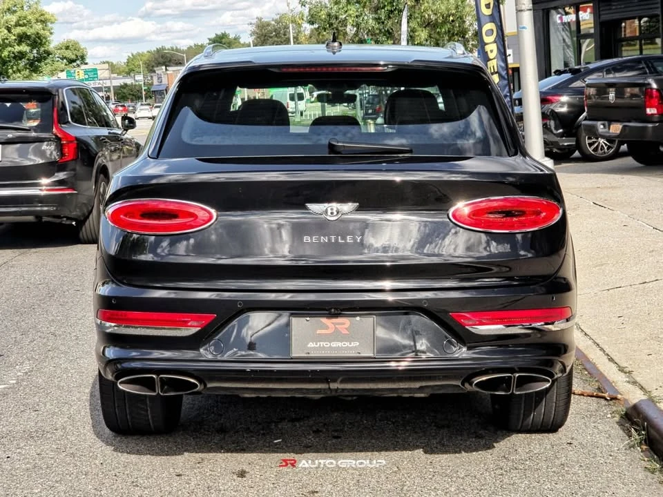 2021 Bentley Bentayga - Image 8 of 18
