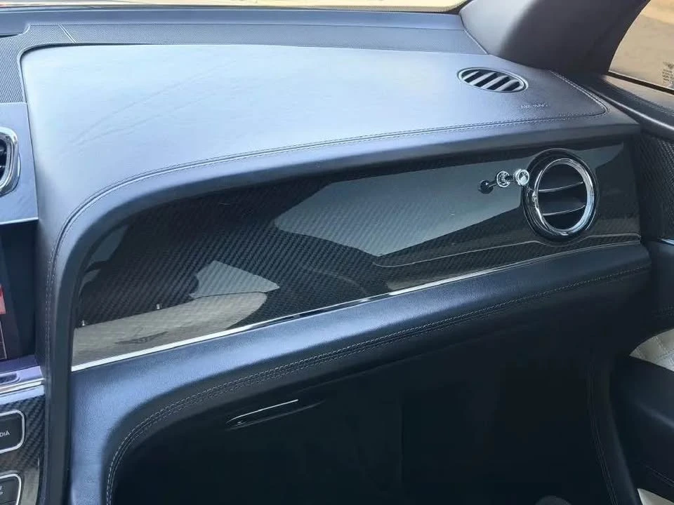 2021 Bentley Bentayga - Image 18 of 20
