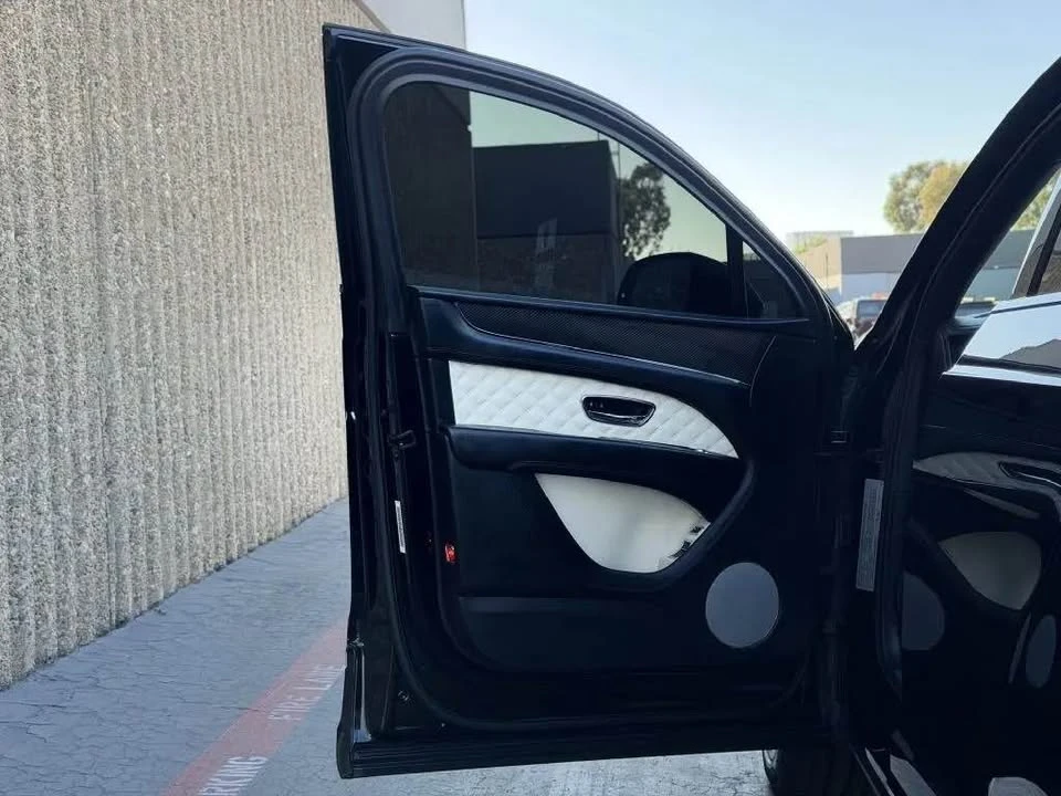 2021 Bentley Bentayga - Image 6 of 20