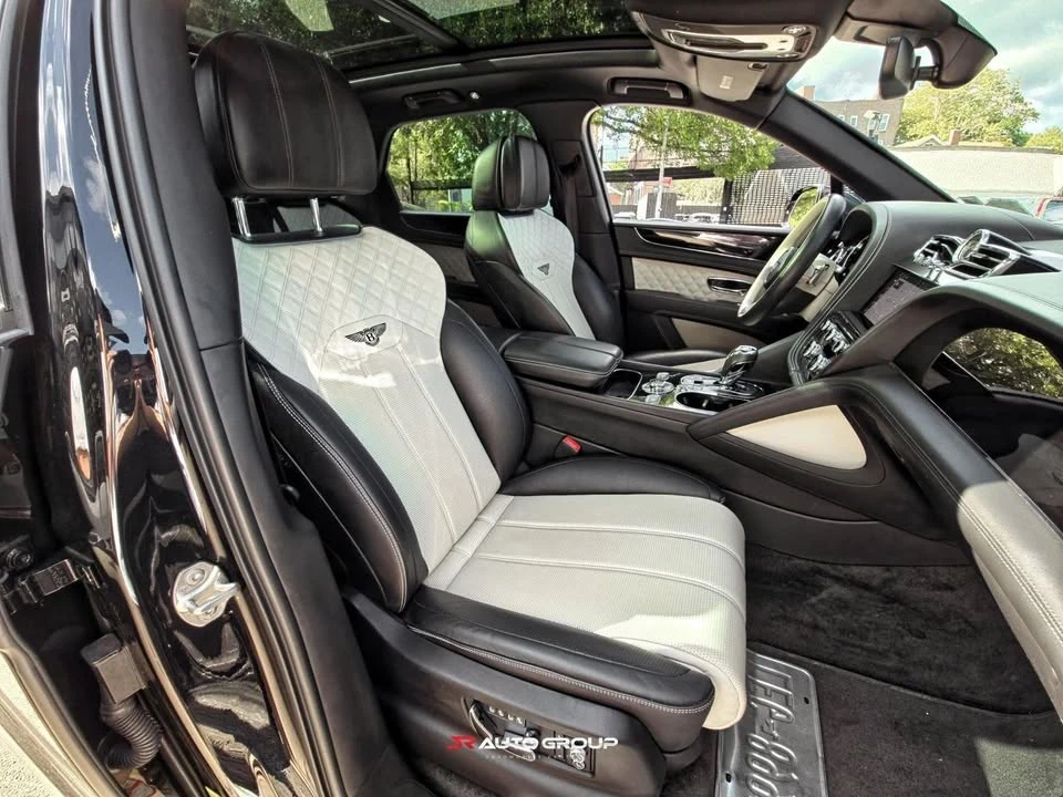 2021 Bentley Bentayga - Image 16 of 18