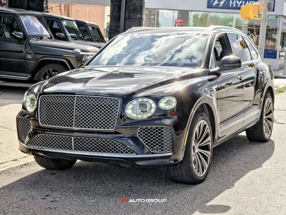 2021 Bentley Bentayga - Image 2 of 18