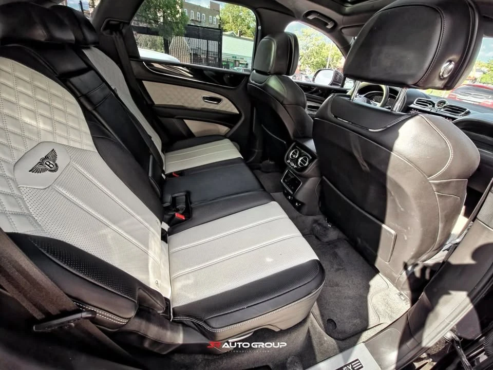 2021 Bentley Bentayga - Image 17 of 18