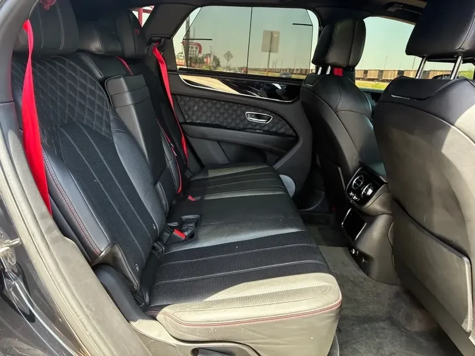 2021 Bentley Bentayga - Image 6 of 20