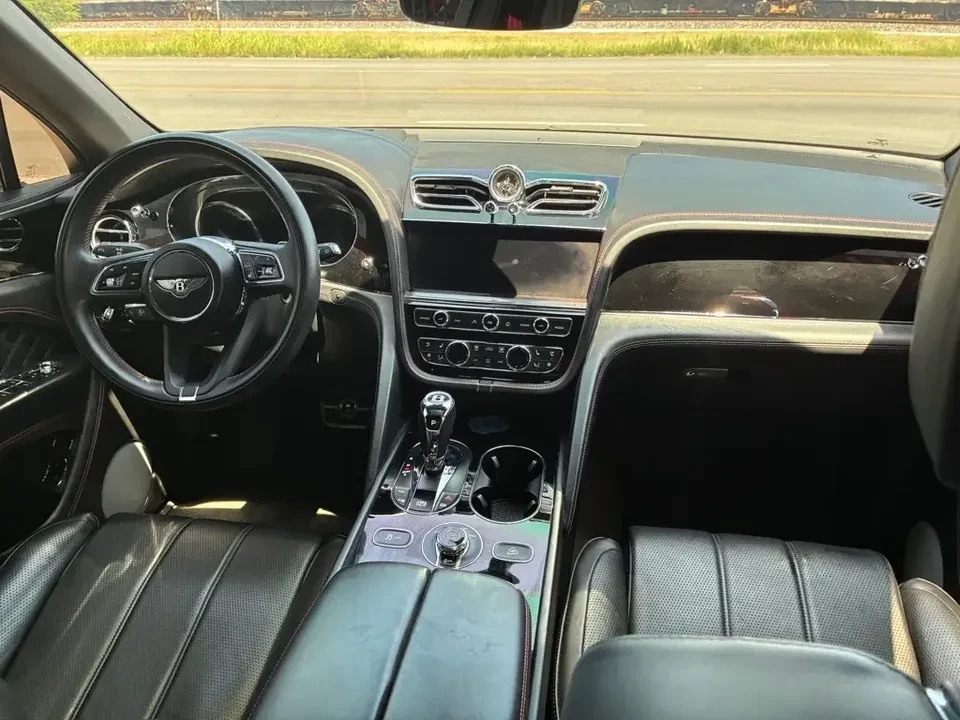 2021 Bentley Bentayga - Image 4 of 20