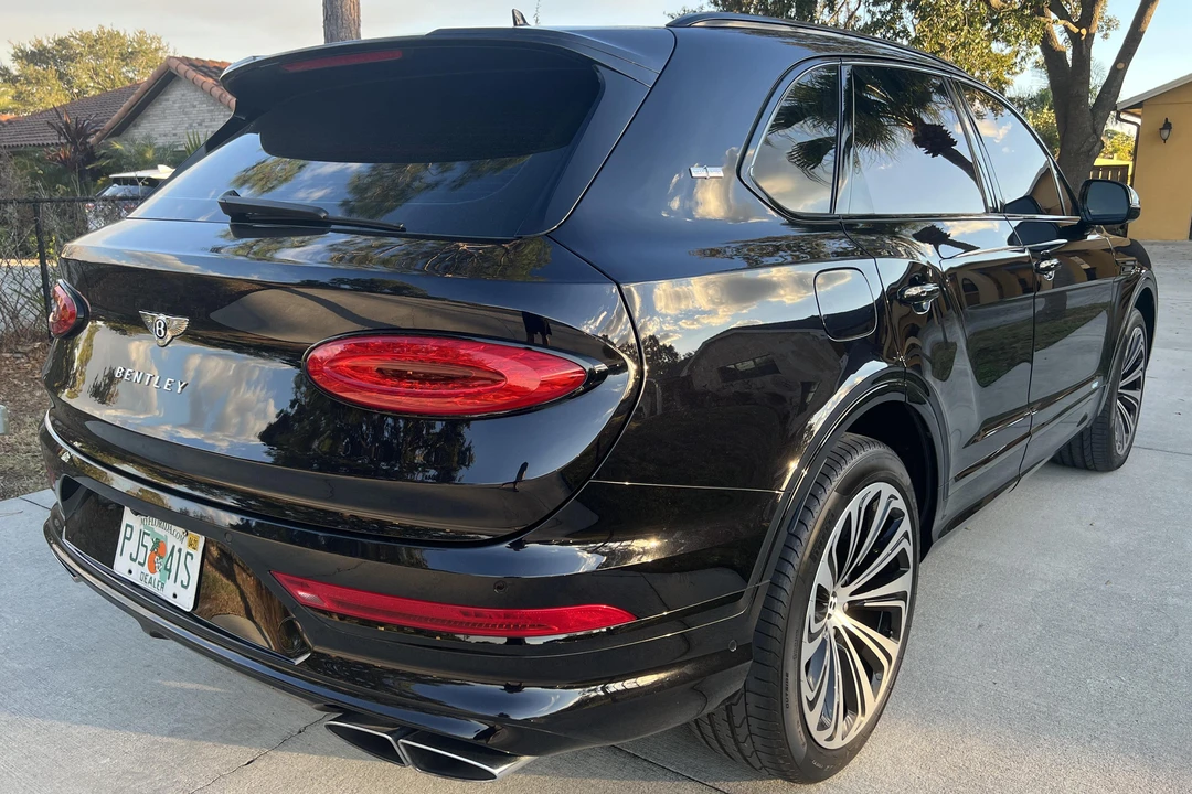 2021 Bentley Bentayga - Image 4 of 7