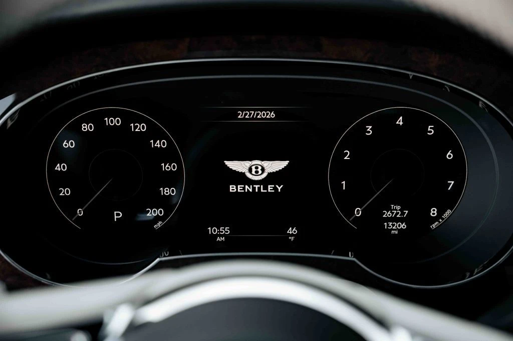 2021 Bentley Bentayga - Image 29 of 31