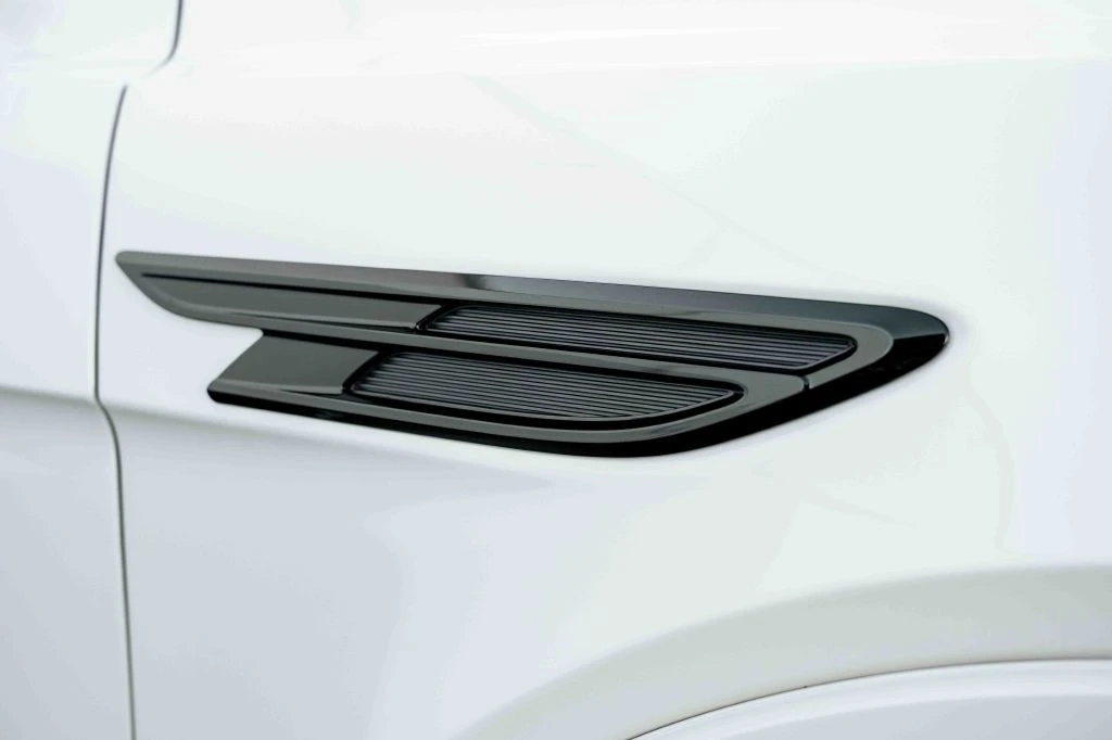 2021 Bentley Bentayga - Image 10 of 31