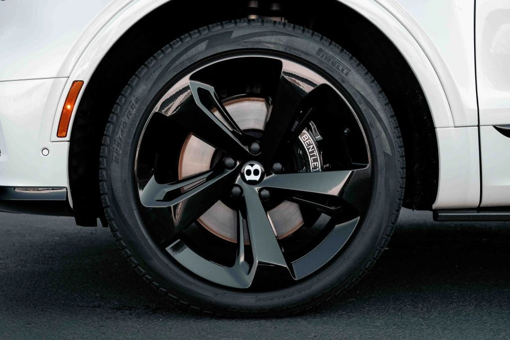 2021 Bentley Bentayga - Image 21 of 31