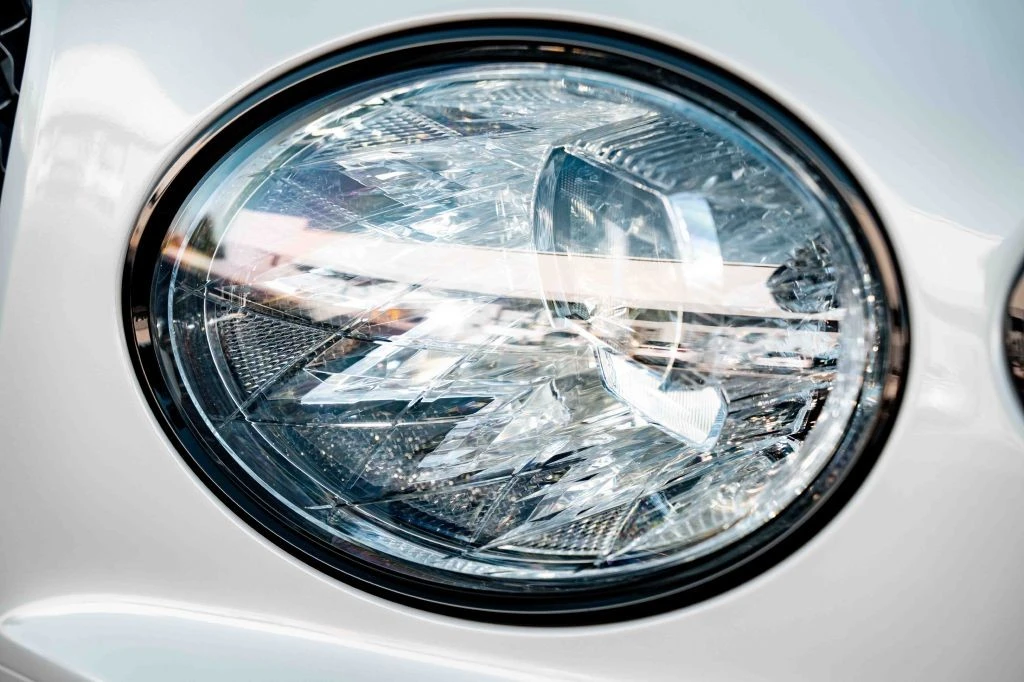 2021 Bentley Bentayga - Image 7 of 31