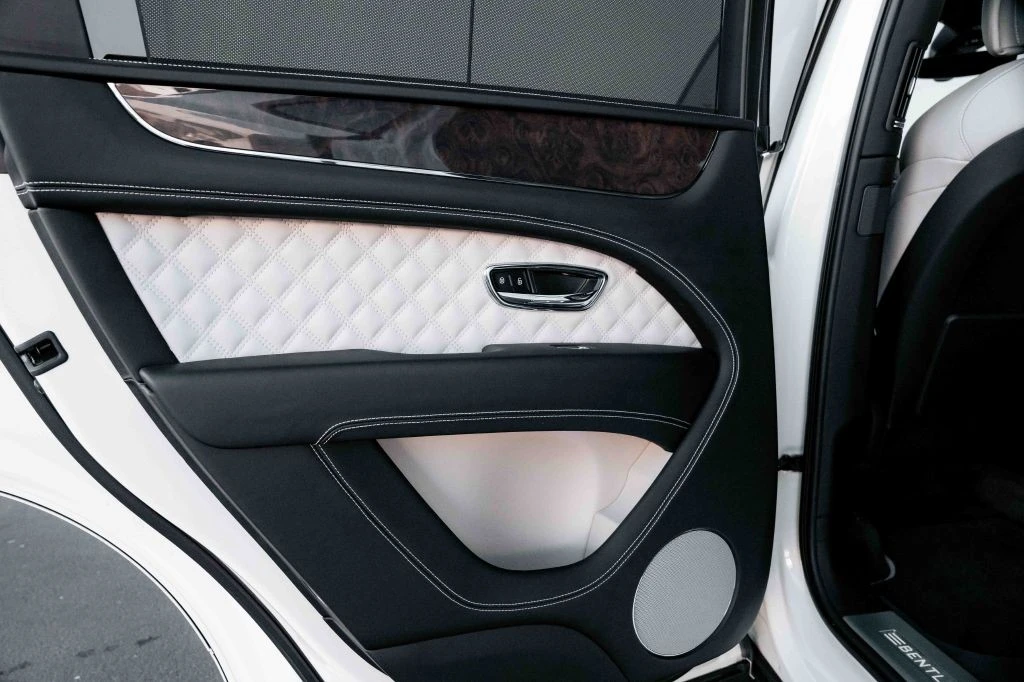 2021 Bentley Bentayga - Image 27 of 31