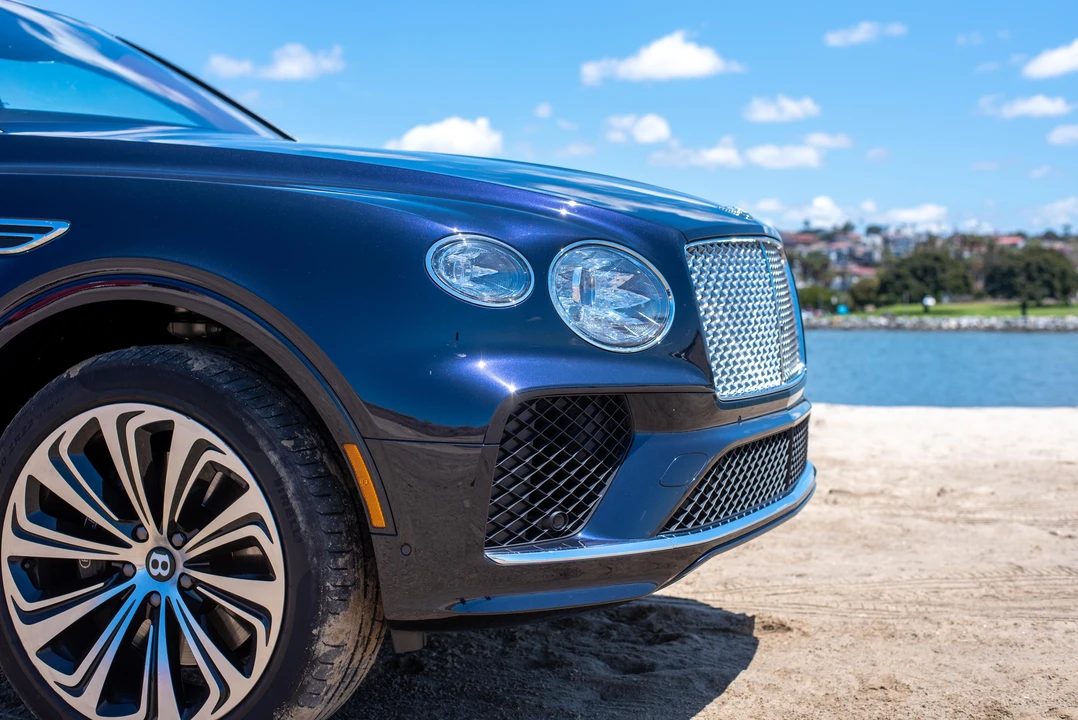 2021 Bentley Bentayga - Image 13 of 31