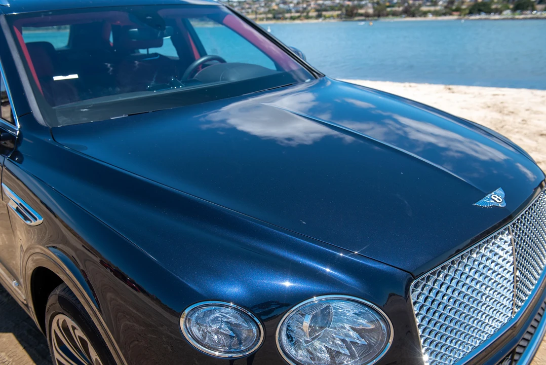 2021 Bentley Bentayga - Image 14 of 31