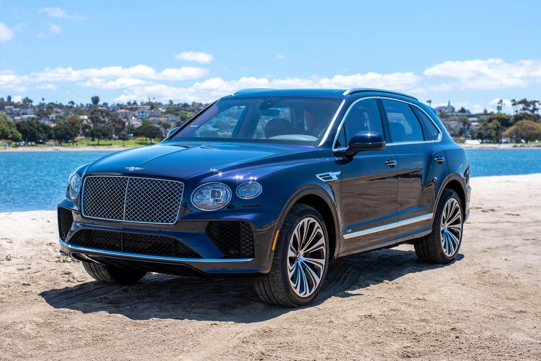 2021 Bentley Bentayga - Image 8 of 31