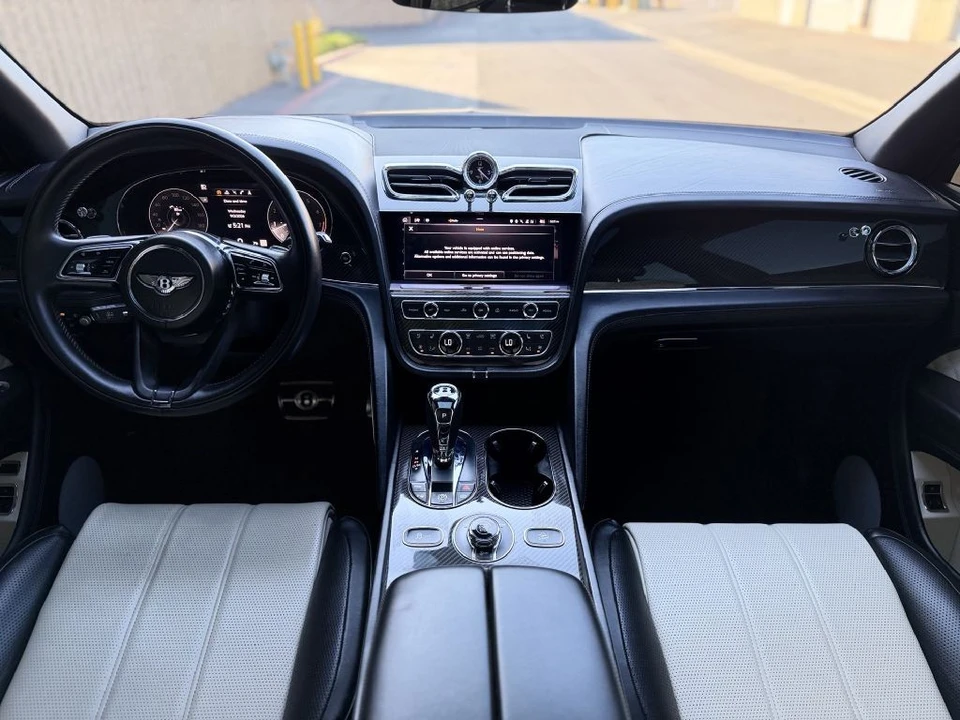 2021 Bentley Bentayga - Image 18 of 28