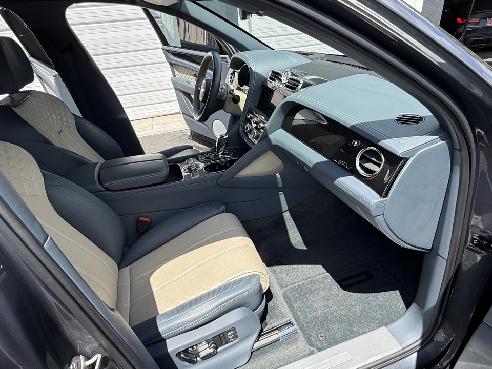 2021 Bentley Bentayga Speed - Image 24 of 31