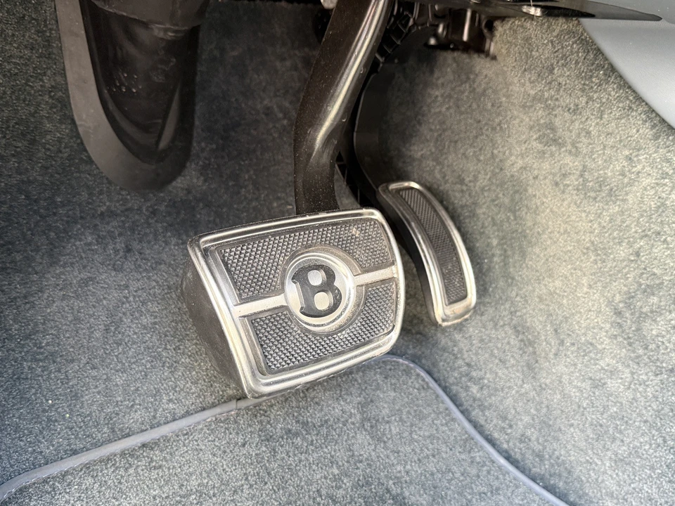 2021 Bentley Bentayga Speed - Image 19 of 31