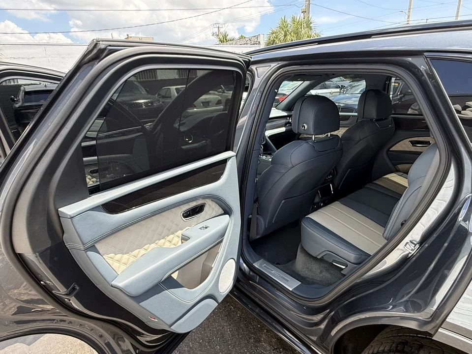 2021 Bentley Bentayga Speed - Image 22 of 31