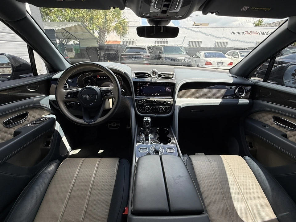 2021 Bentley Bentayga Speed - Image 4 of 31