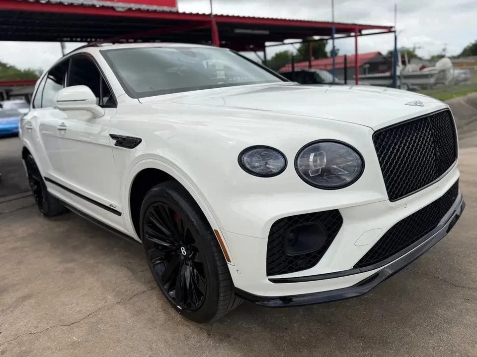 2021 Bentley Bentayga Speed - Image 2 of 24
