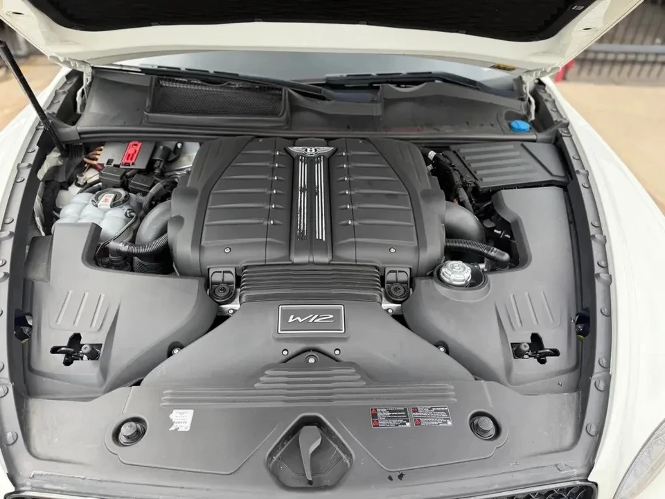 2021 Bentley Bentayga Speed - Image 14 of 24