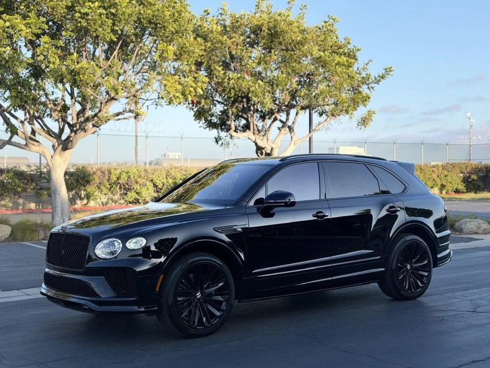 2021 Bentley Bentayga Speed - Image 12 of 31