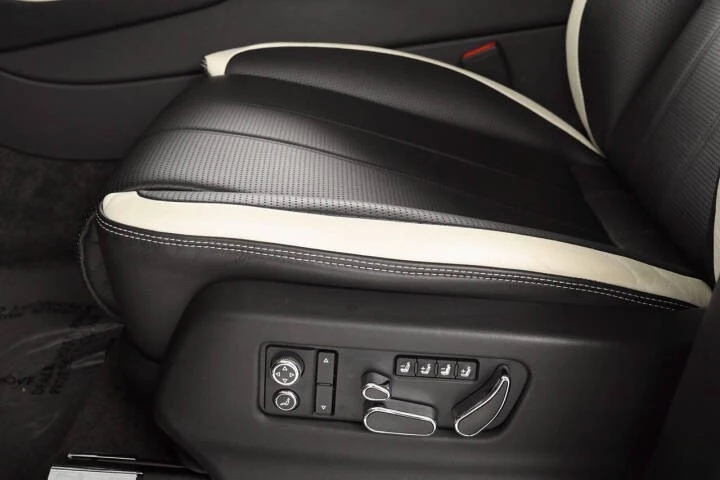 2021 Bentley Bentayga Speed - Image 19 of 21