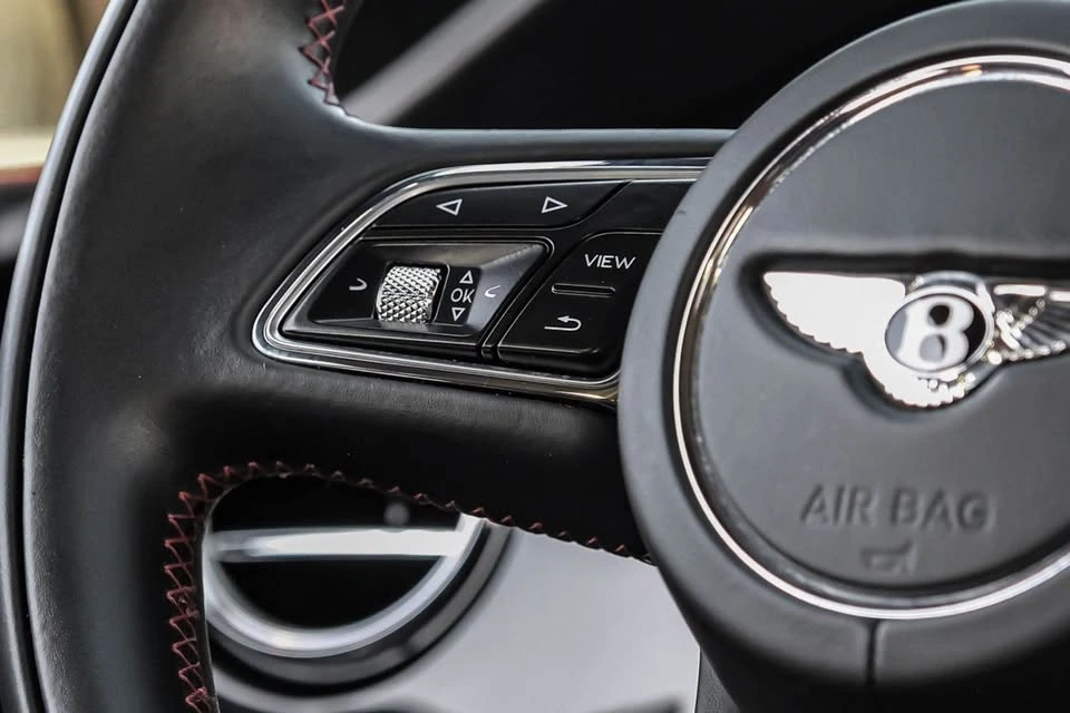 2021 Bentley Bentayga Speed - Image 18 of 20