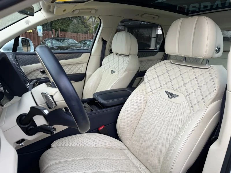 2021 Bentley Bentayga Speed - Image 11 of 12