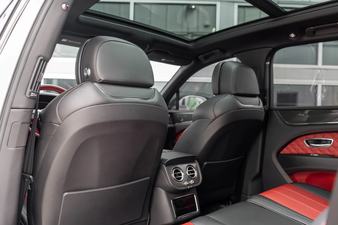 2021 Bentley Bentayga Speed - Image 22 of 31