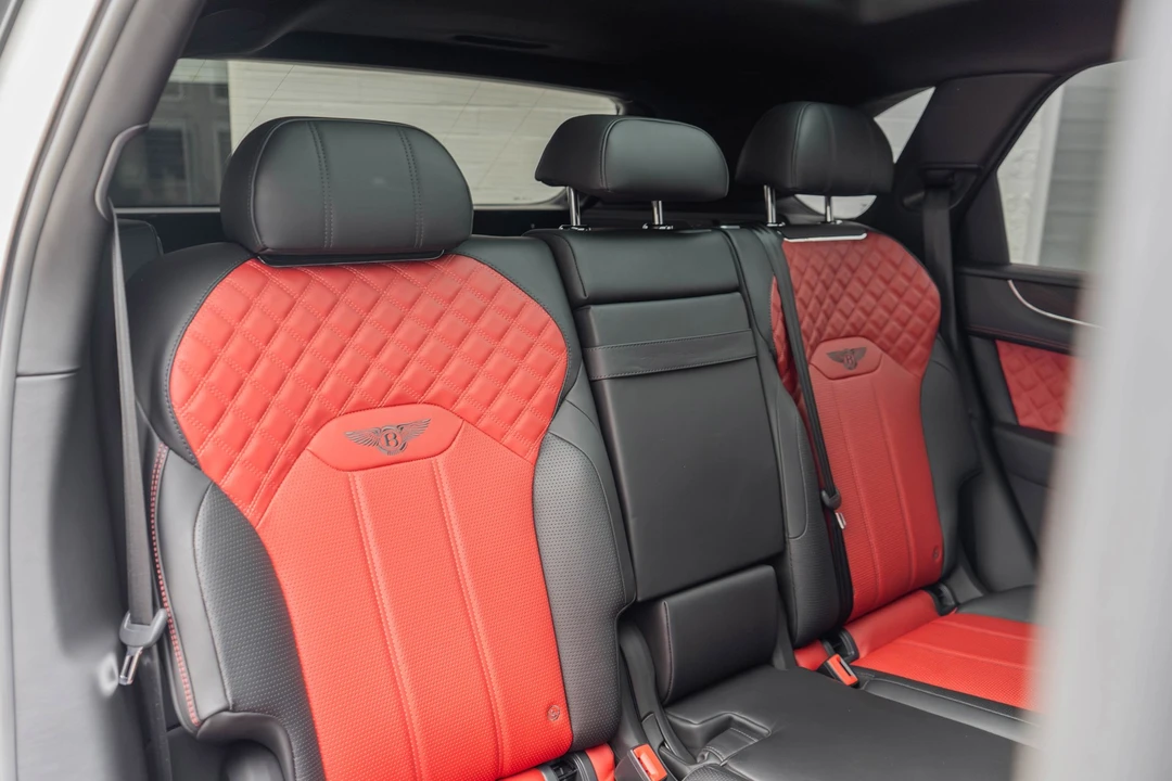 2021 Bentley Bentayga Speed - Image 30 of 31
