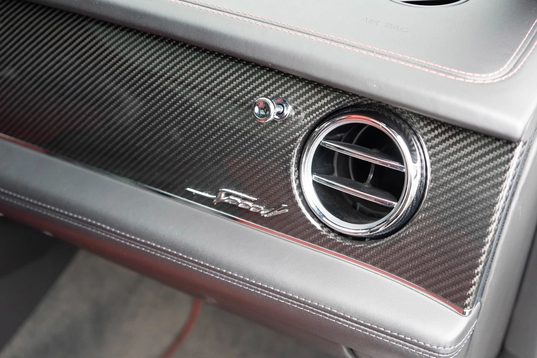 2021 Bentley Bentayga Speed - Image 29 of 31