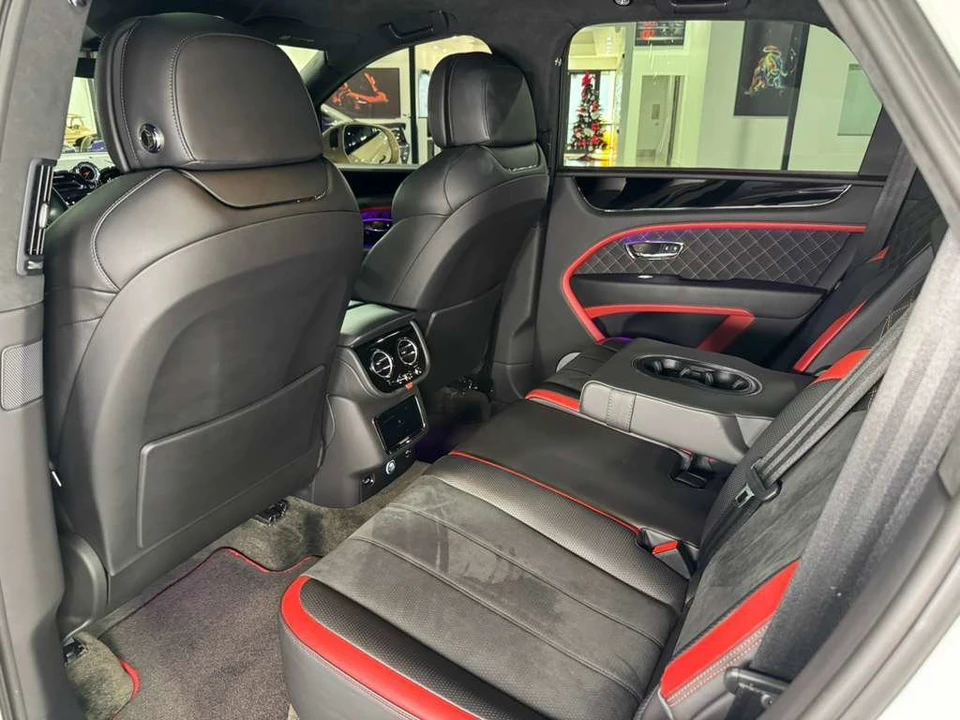 2021 Bentley Bentayga Speed - Image 11 of 12