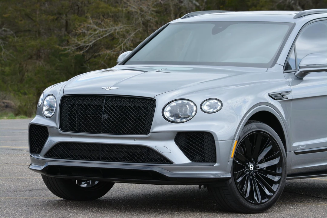 2021 Bentley Bentayga Speed - Image 15 of 31