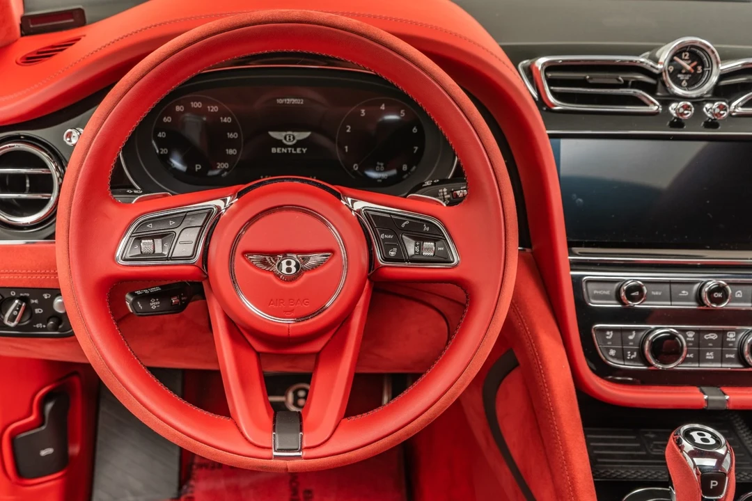 2021 Bentley Bentayga Speed - Image 15 of 21