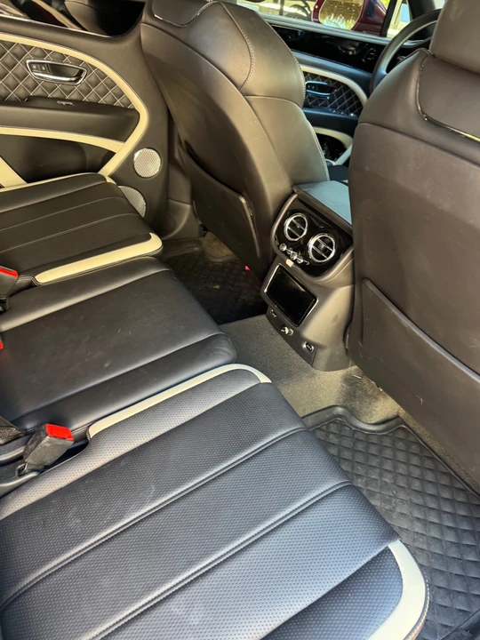 2021 Bentley Bentayga Speed - Image 7 of 11