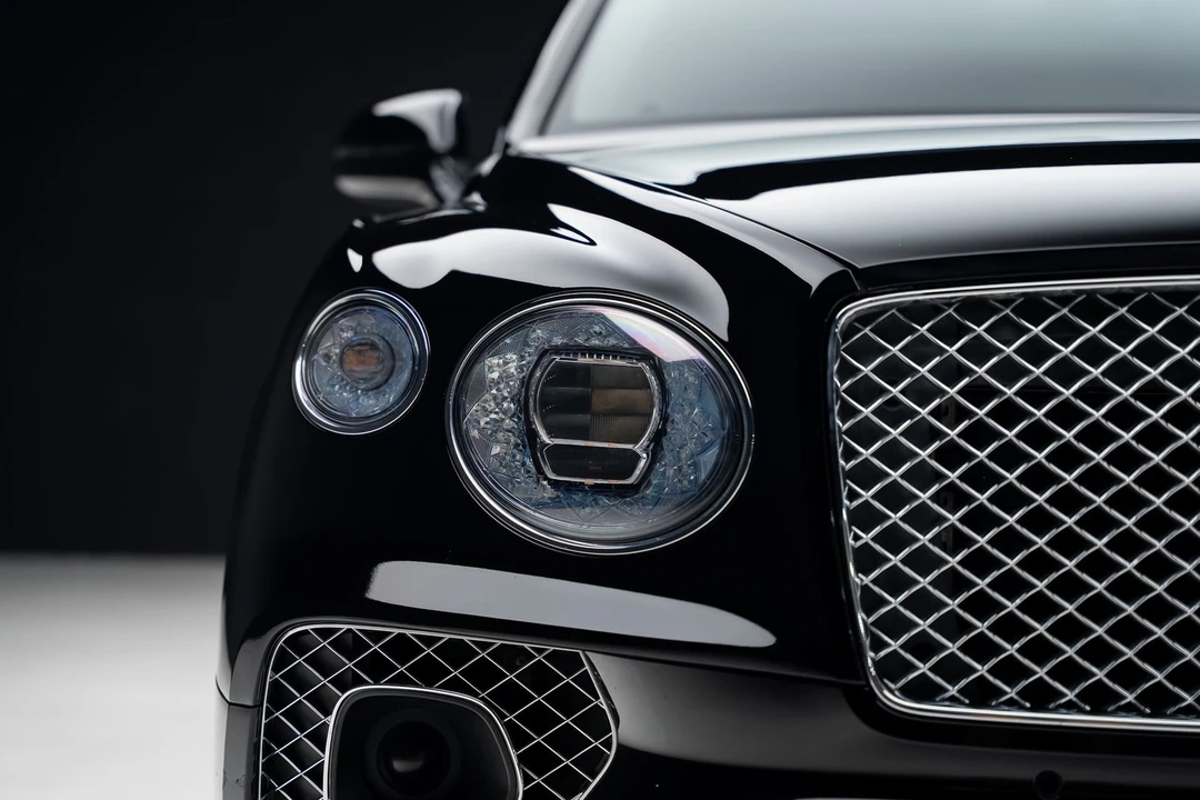 2021 Bentley Bentayga - Image 9 of 31