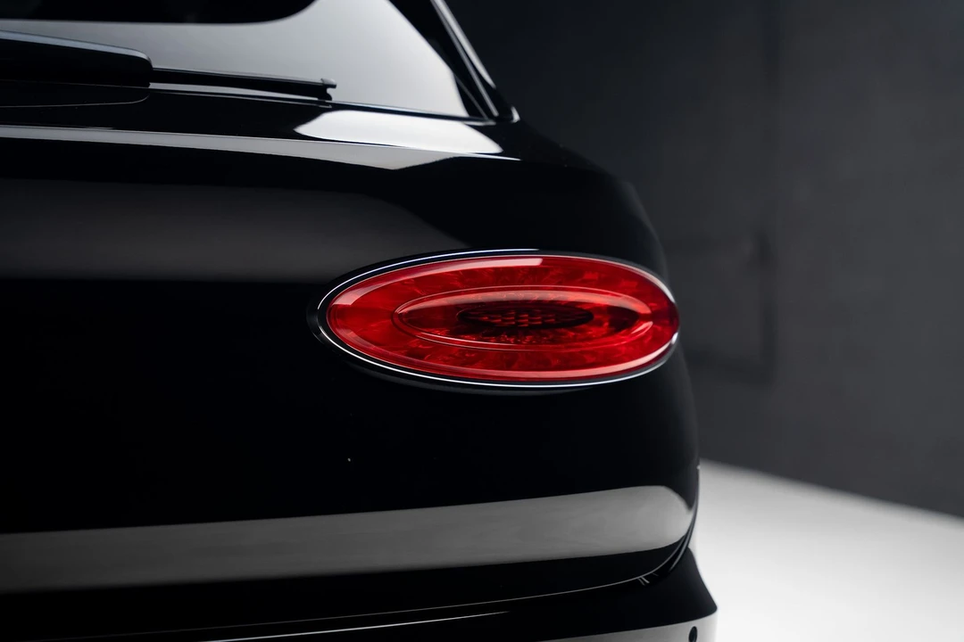 2021 Bentley Bentayga - Image 30 of 31