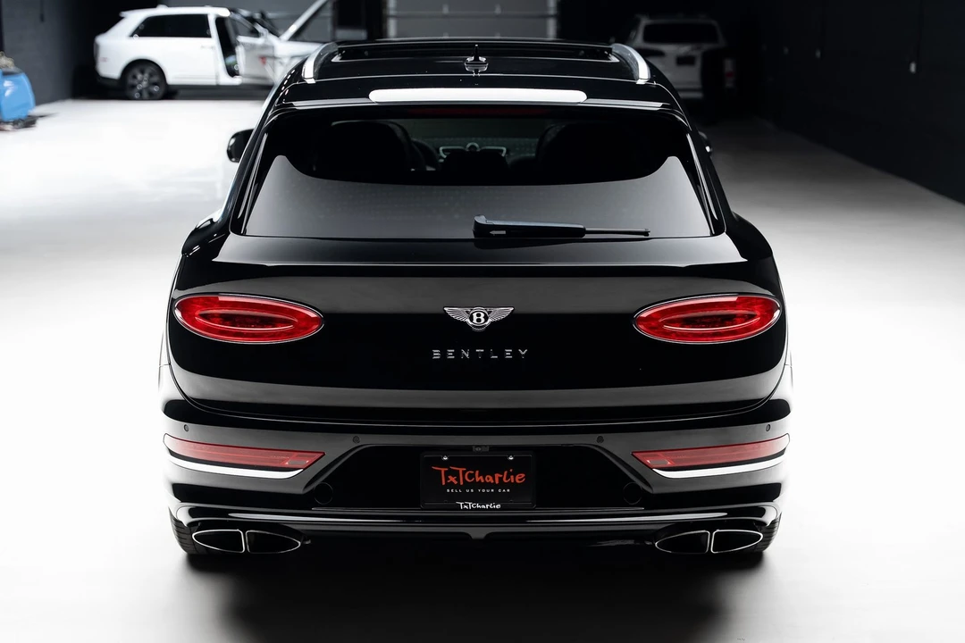 2021 Bentley Bentayga - Image 26 of 31