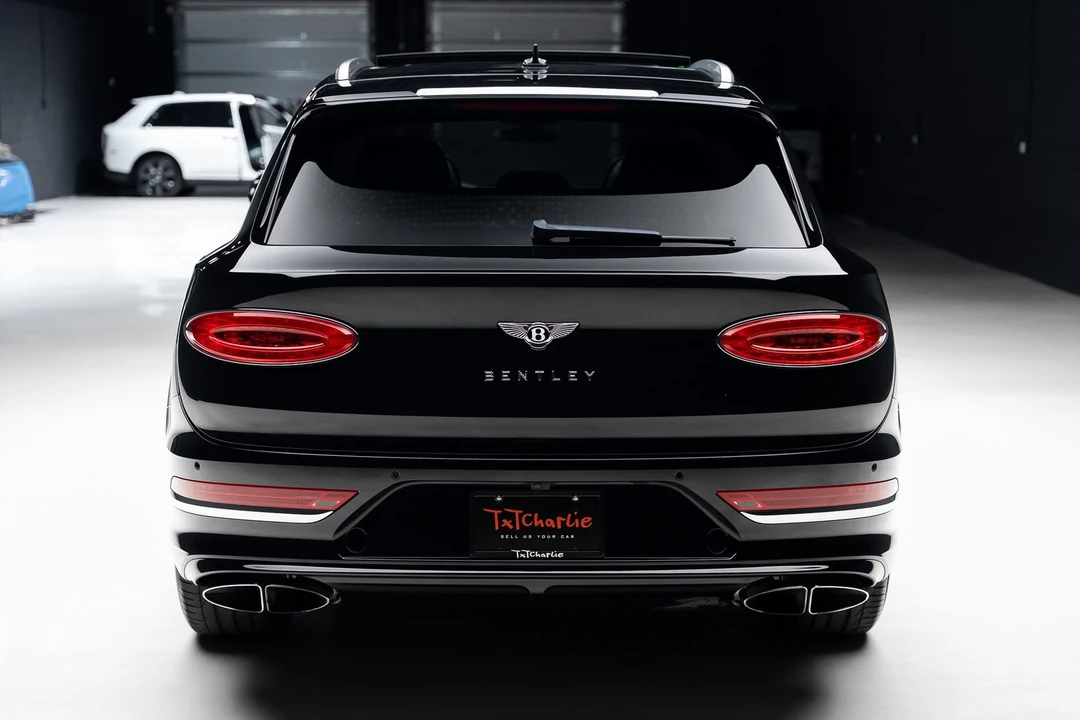 2021 Bentley Bentayga - Image 27 of 31