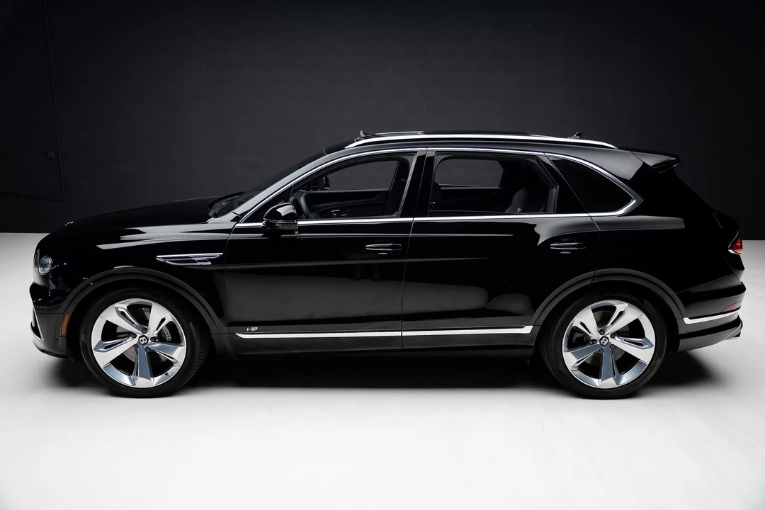 2021 Bentley Bentayga - Image 16 of 31