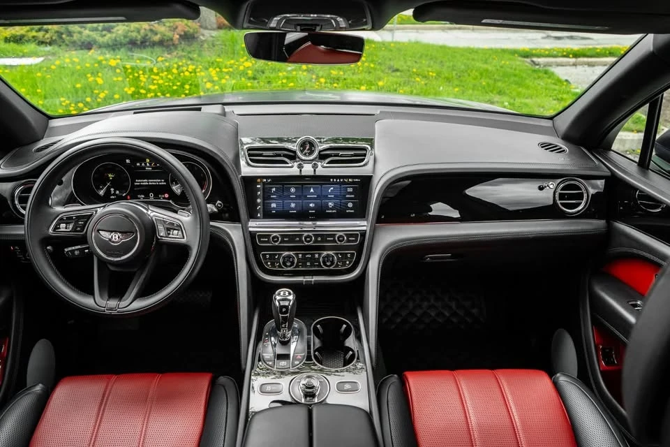 2021 Bentley Bentayga - Image 4 of 18