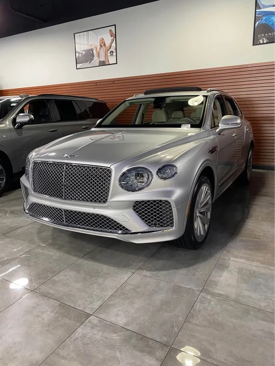 2021 Bentley Bentayga - Image 14 of 15