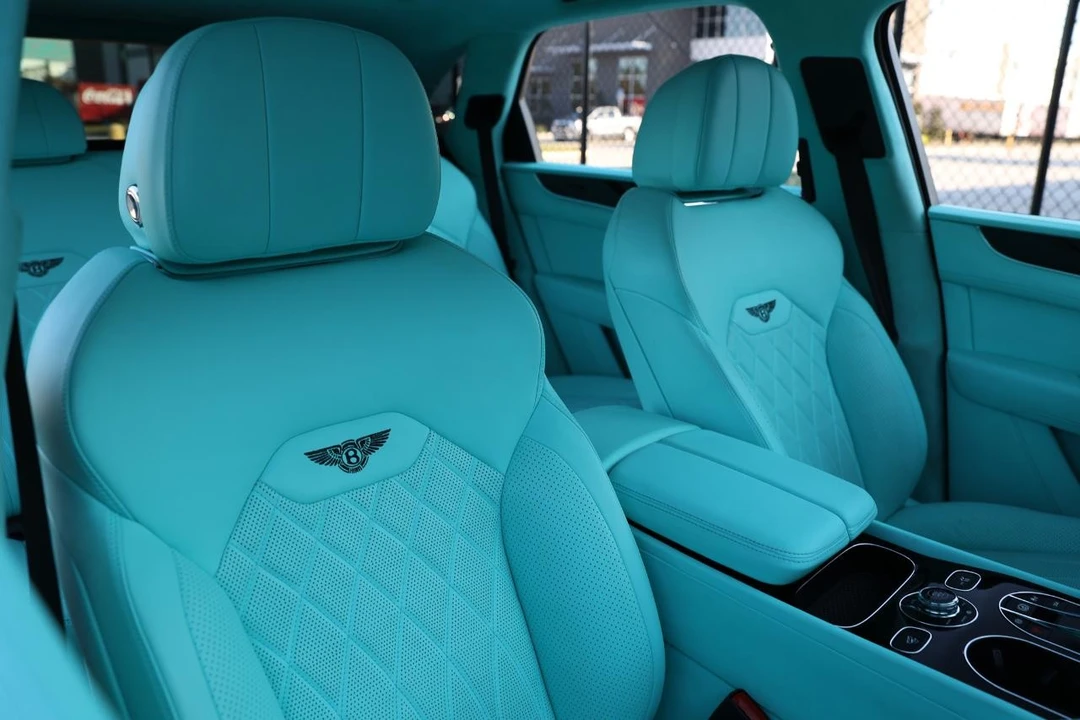 2021 Bentley Bentayga - Image 18 of 21