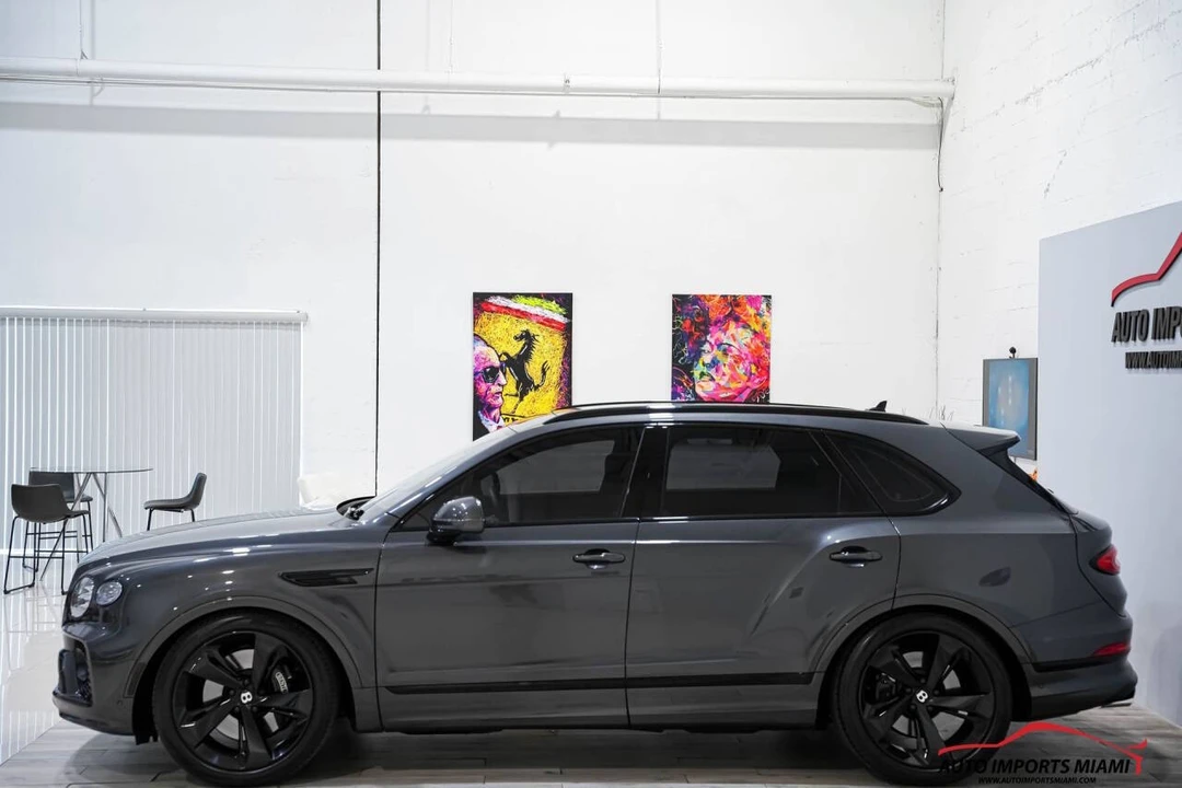 2021 Bentley Bentayga - Image 12 of 21