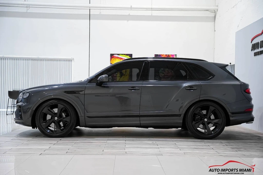 2021 Bentley Bentayga - Image 13 of 21