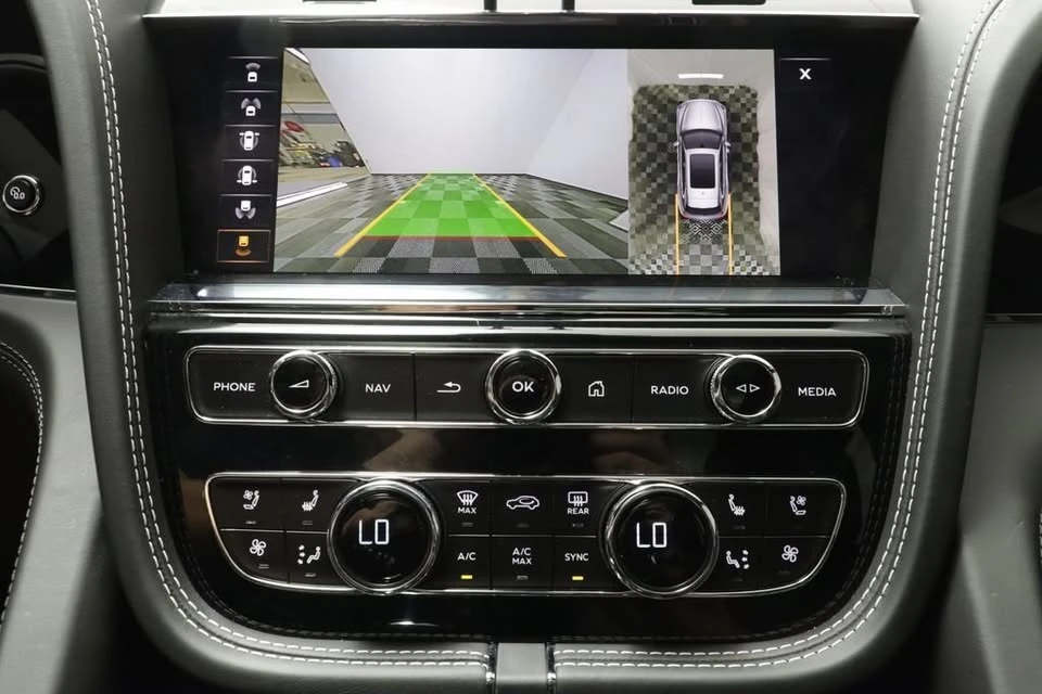 2021 Bentley Bentayga - Image 10 of 20