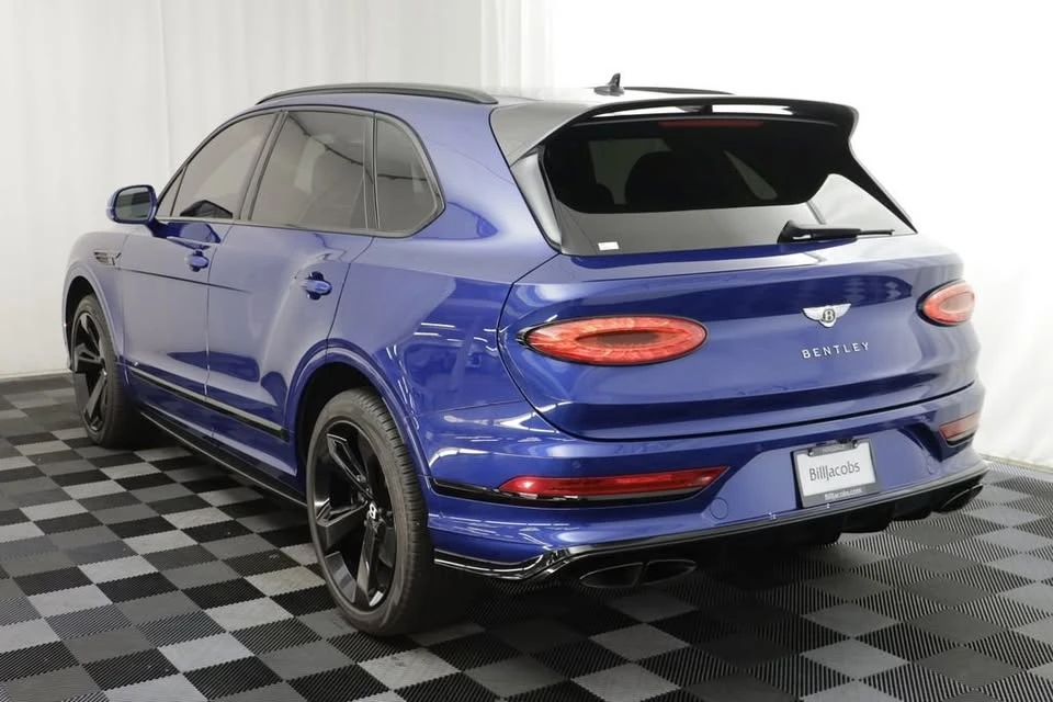 2021 Bentley Bentayga - Image 16 of 20
