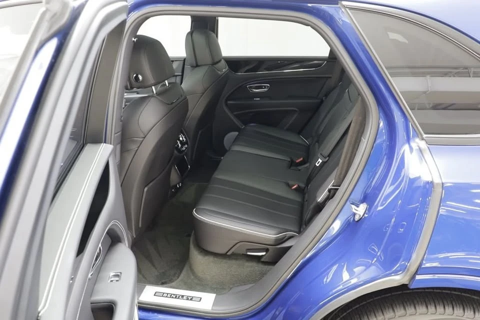 2021 Bentley Bentayga - Image 15 of 20