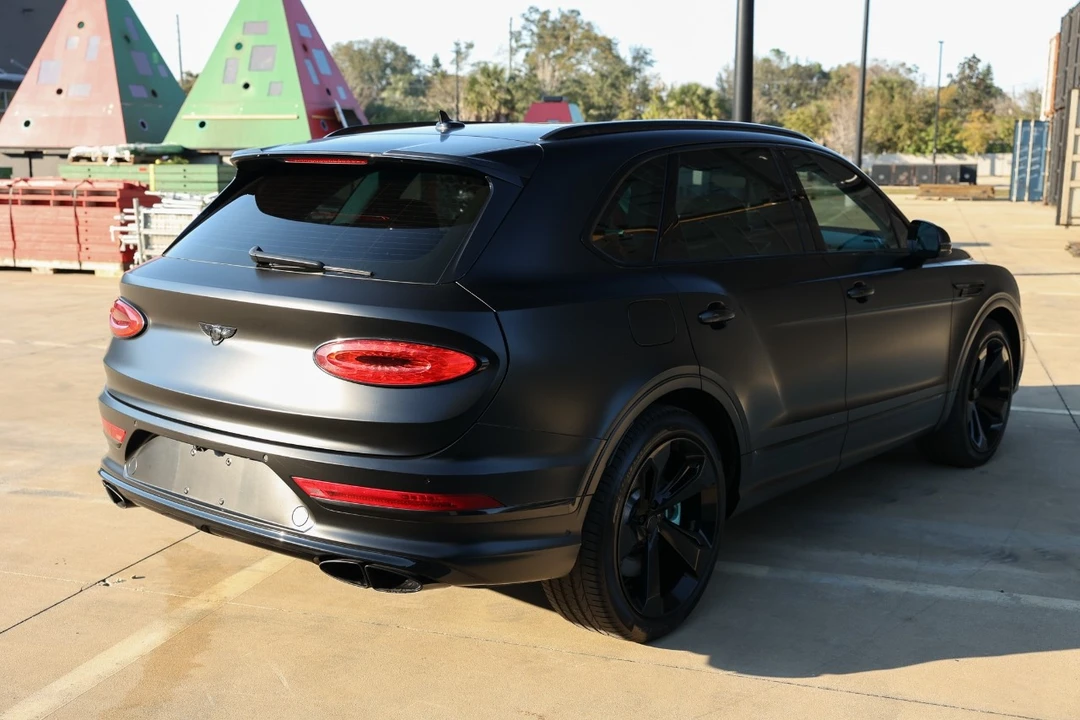 2021 Bentley Bentayga - Image 13 of 21